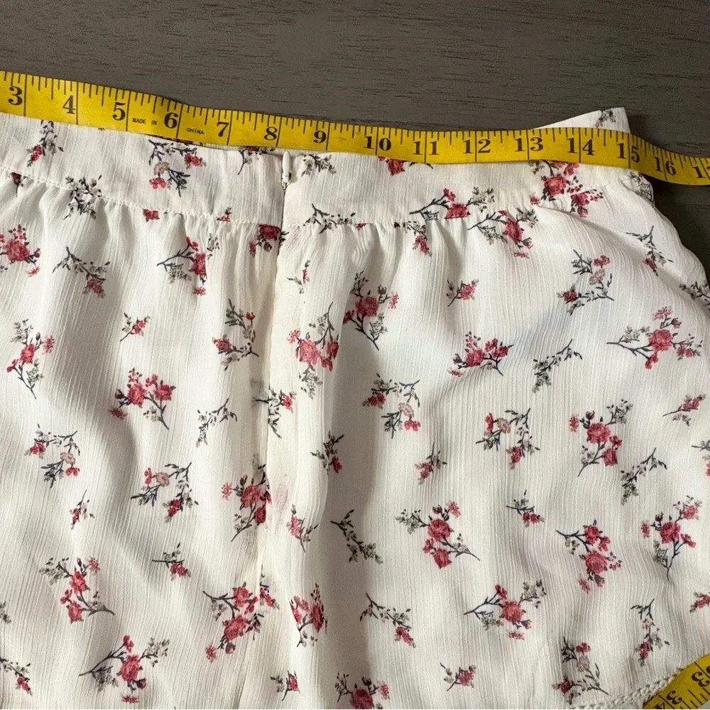 J.O.A. Just one answer high waisted floral mini shirt New Large
